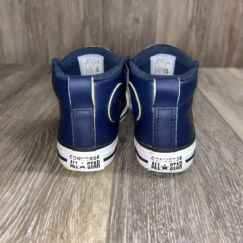 Converse previously owned